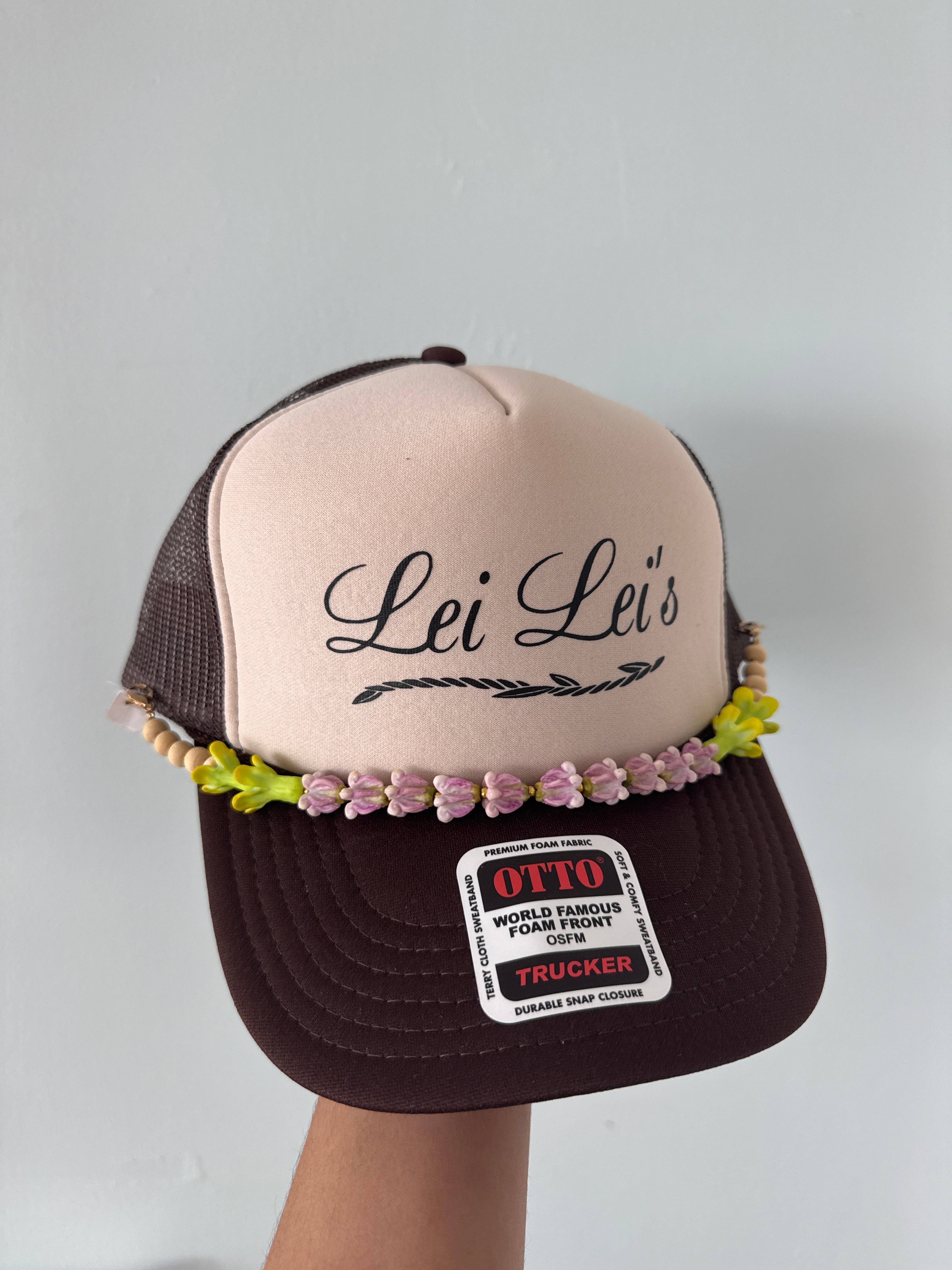 Pink Pua Kalaunu with Pakalana