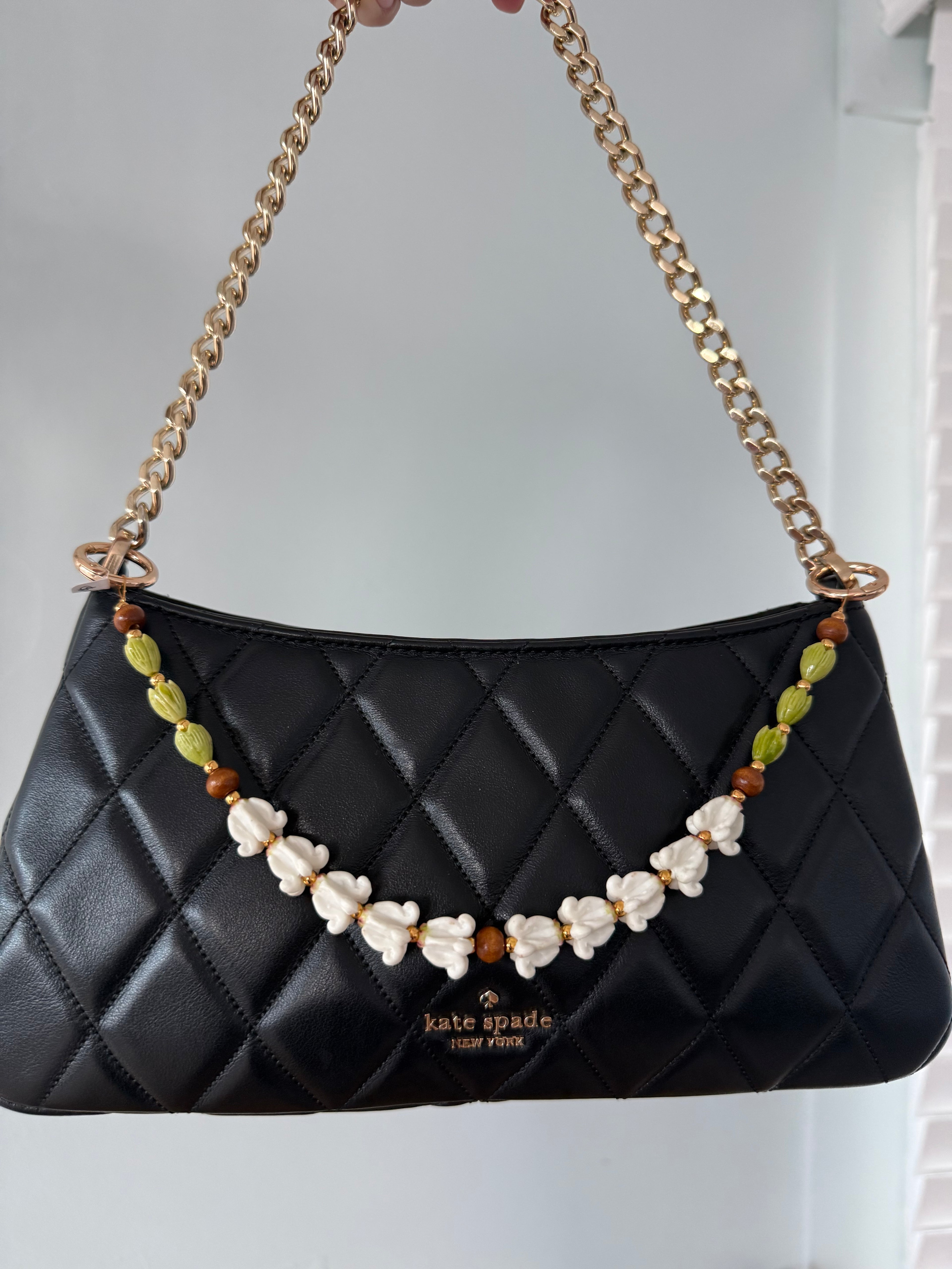 White Pua Kalaunu with Light Green Pikake