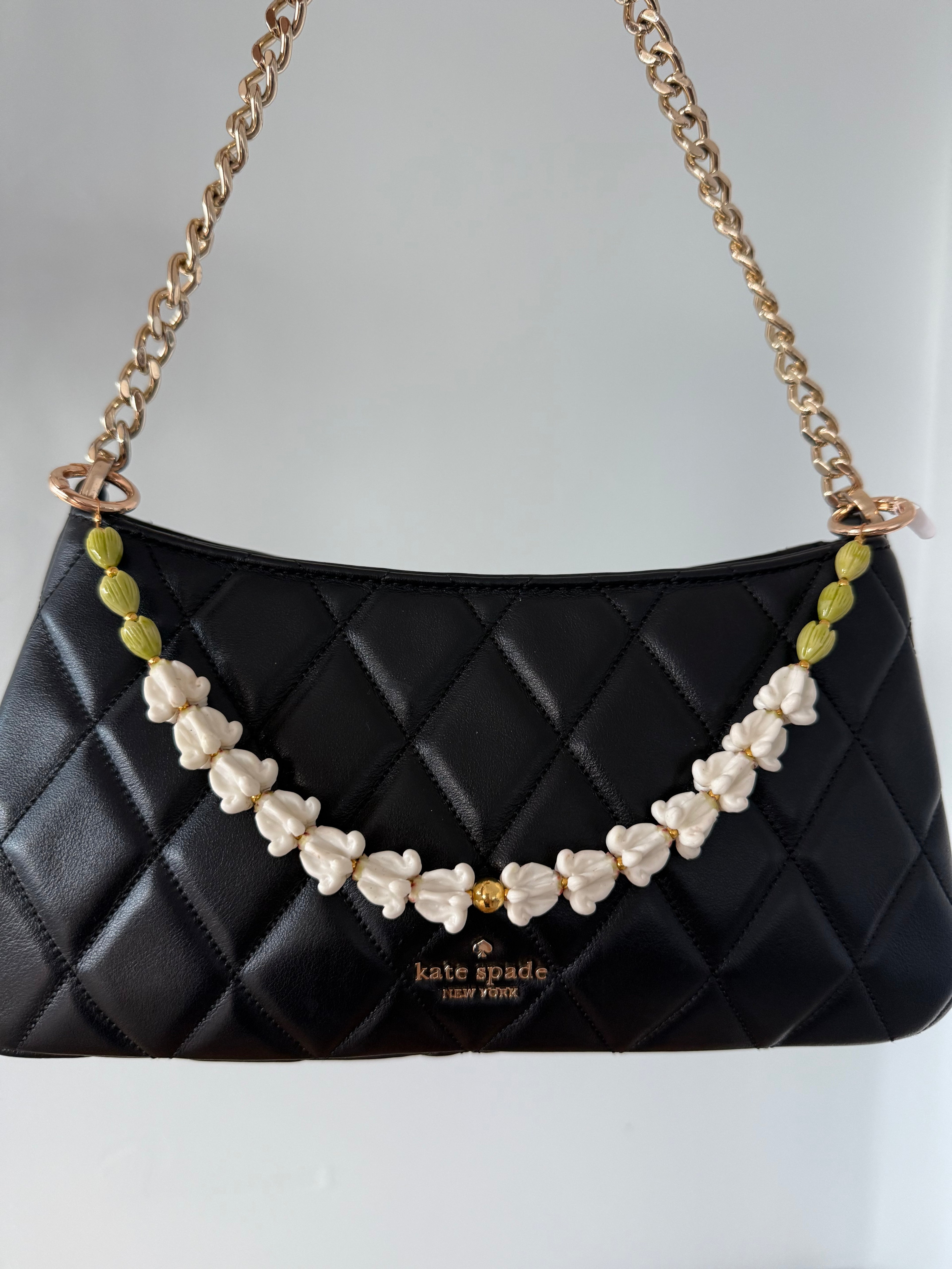 White Pua Kalaunu with Light Green Pikake