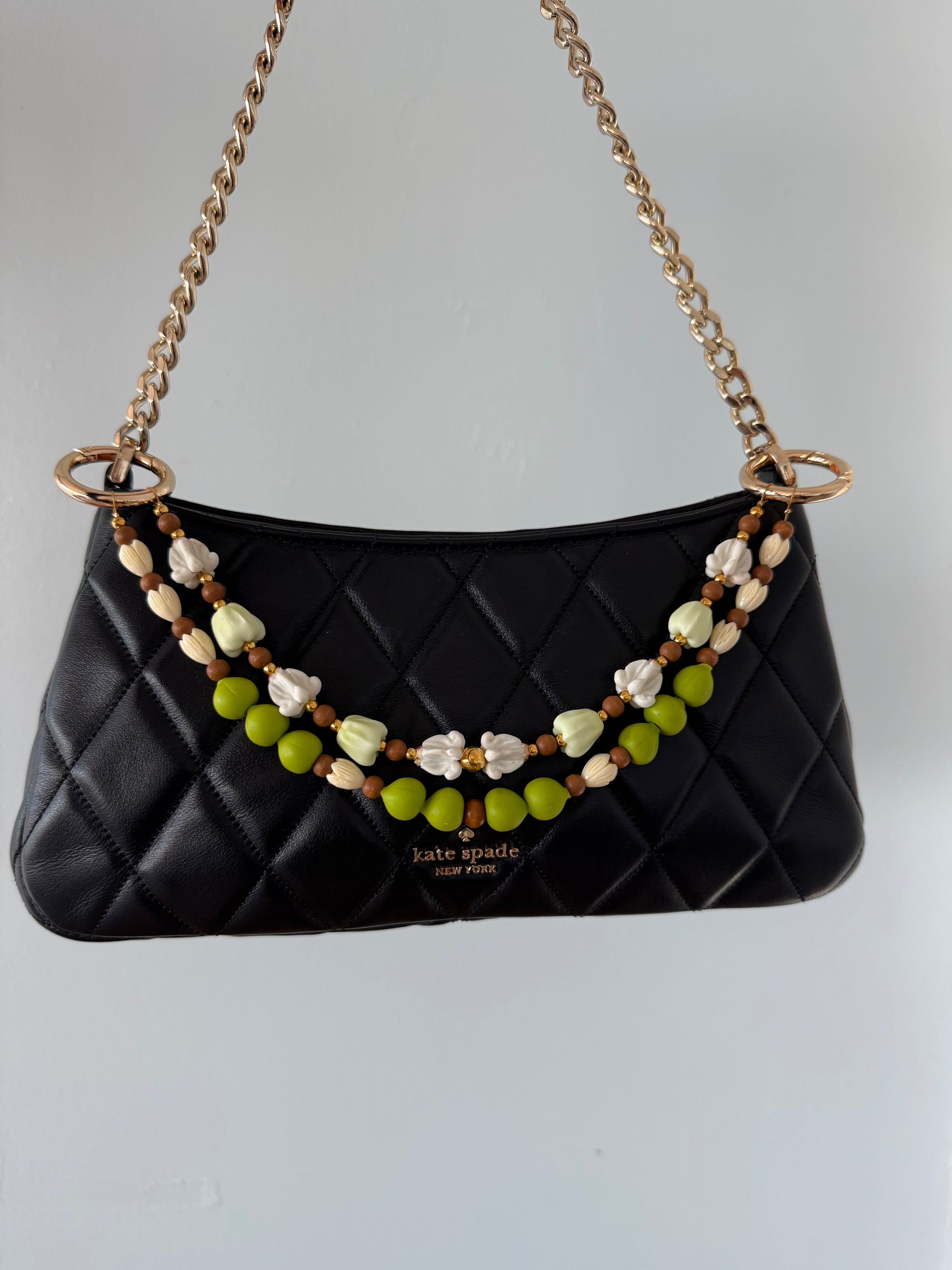 Pua Kalaunu and Mokihana Berries